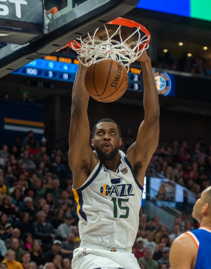 (Rick Egan  |  The Salt Lake Tribune)  Utah Jazz forward Derrick Favors (15) dunks he ball, in NBA action between Utah Jazz and New York Knicks, in Salt Lake City, Saturday, Dec. 29, 2018.